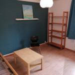 Schönes Zimmer in einer renovierten und voll möblierten 4er-W